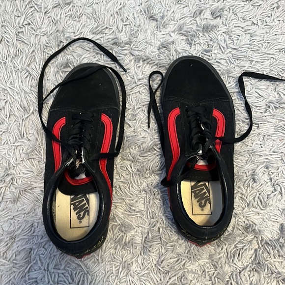 Mickey Mouse Vans shoes - Picture 2 of 5